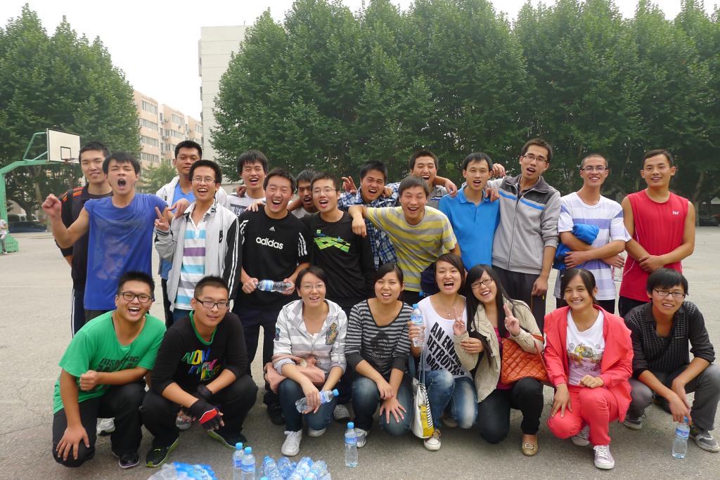 电学院举行机电杯拔河比赛-<em>西北工业大学</em>机